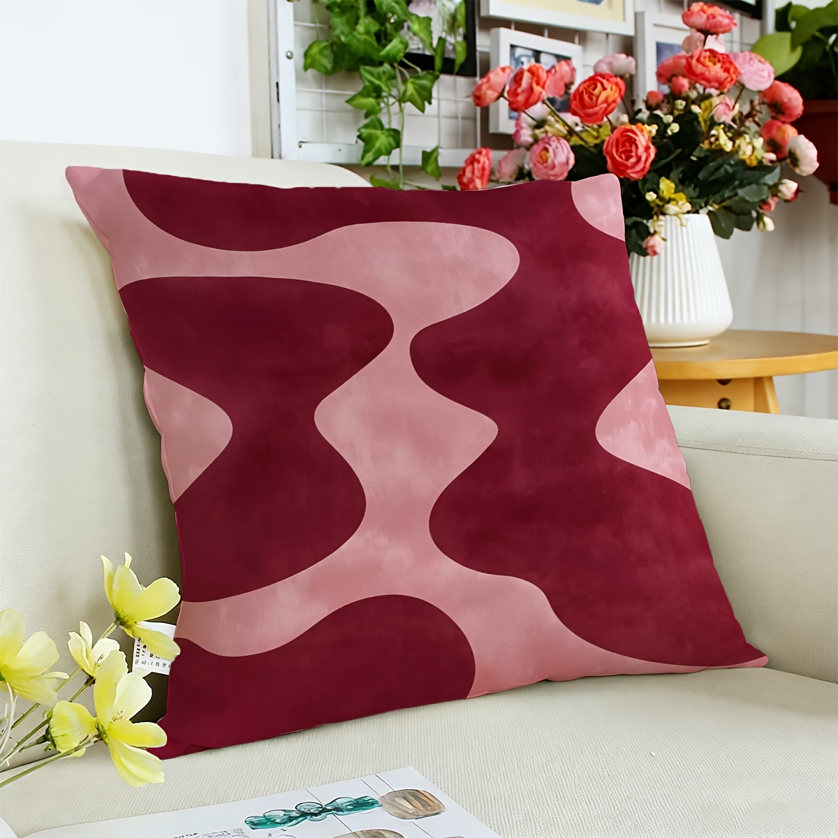 ピンクバーガンディ抽象アートスカンジナビア風スローピローカバ - Pillow Cover 20X20 のレビューと価格