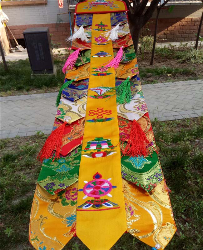 仏教用品卸売 2枚組 家庭寺院刺繍 八吉祥紋 壁掛け経旗 祈 - Home Textiles China のレビューと価格